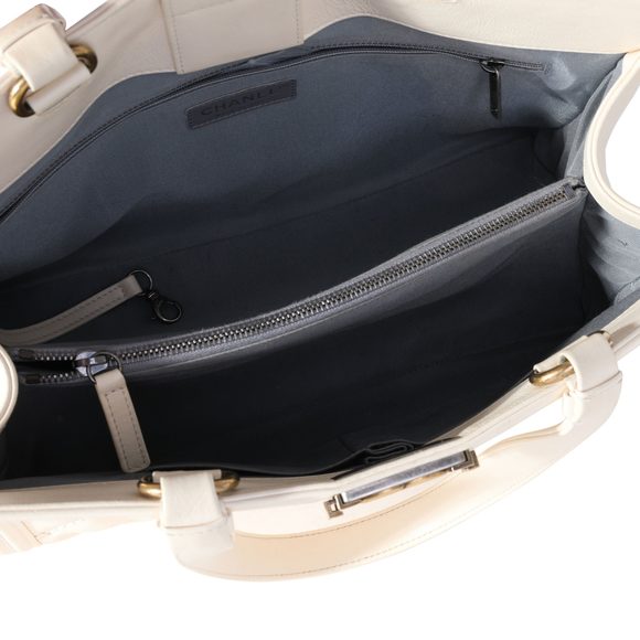 Chanel Cream Large Boy Shopping Tote - Picture 7 of 7